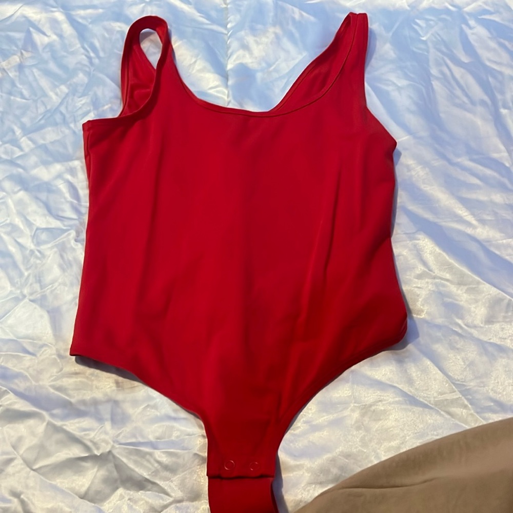Red U Scoop Neck Body Suit